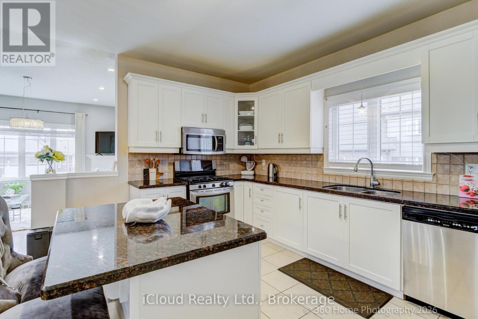 758 COLDSTREAM DRIVE - 13