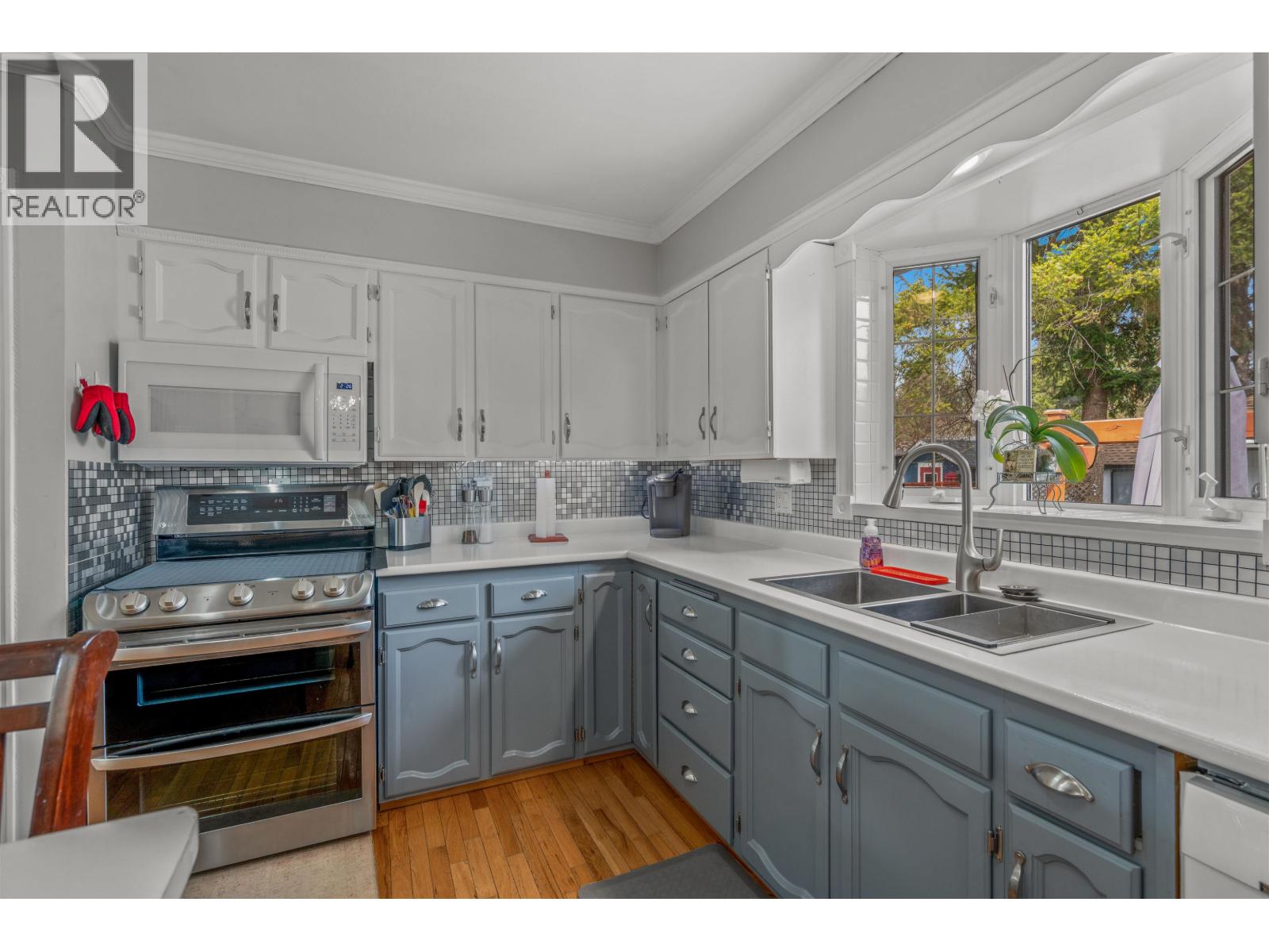 7828 LATROBE CRESCENT - 21