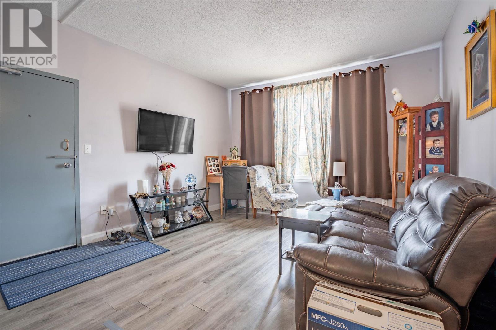 104 Albert ST W - 17
