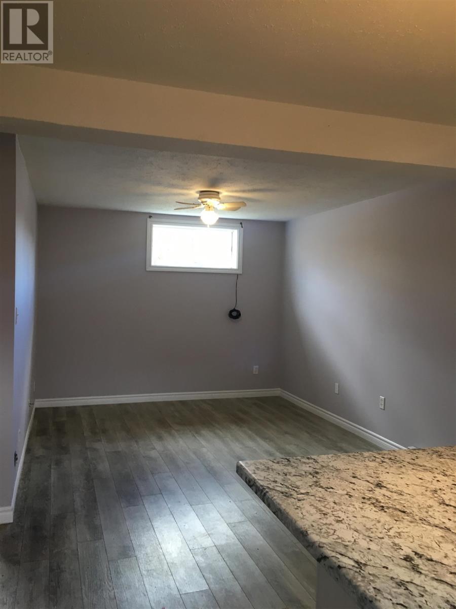 104 Albert ST W - 25