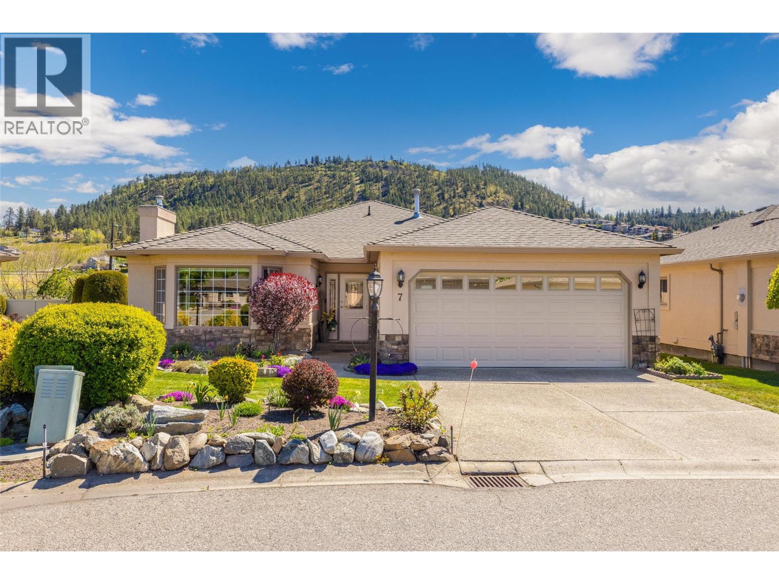 #7 595 Yates Road - 1