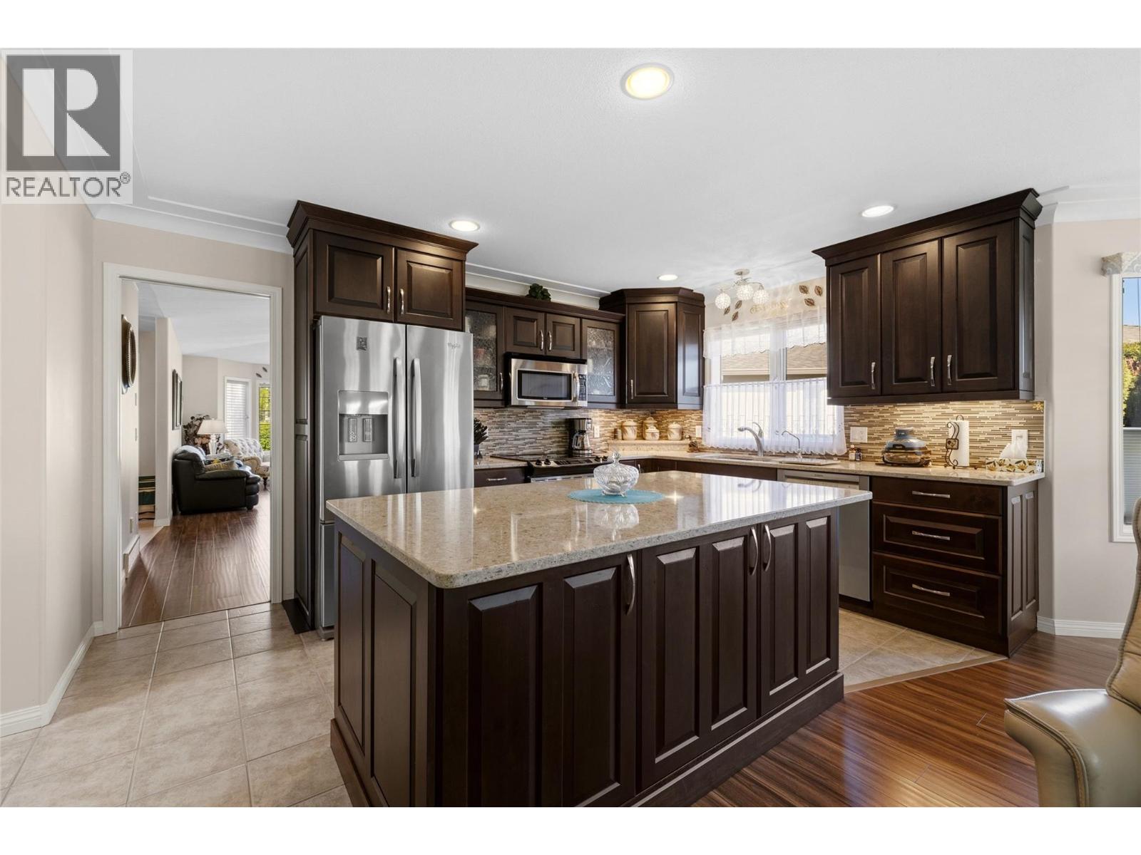7 595 Yates Road, Kelowna
