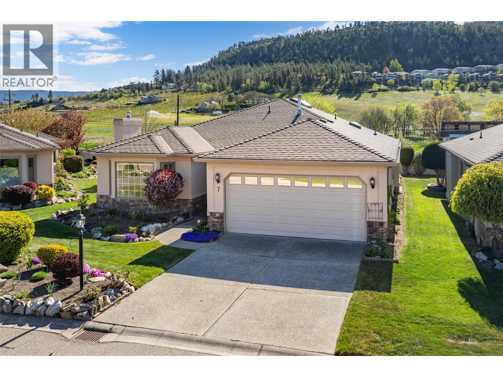 #7 595 Yates Road - 45