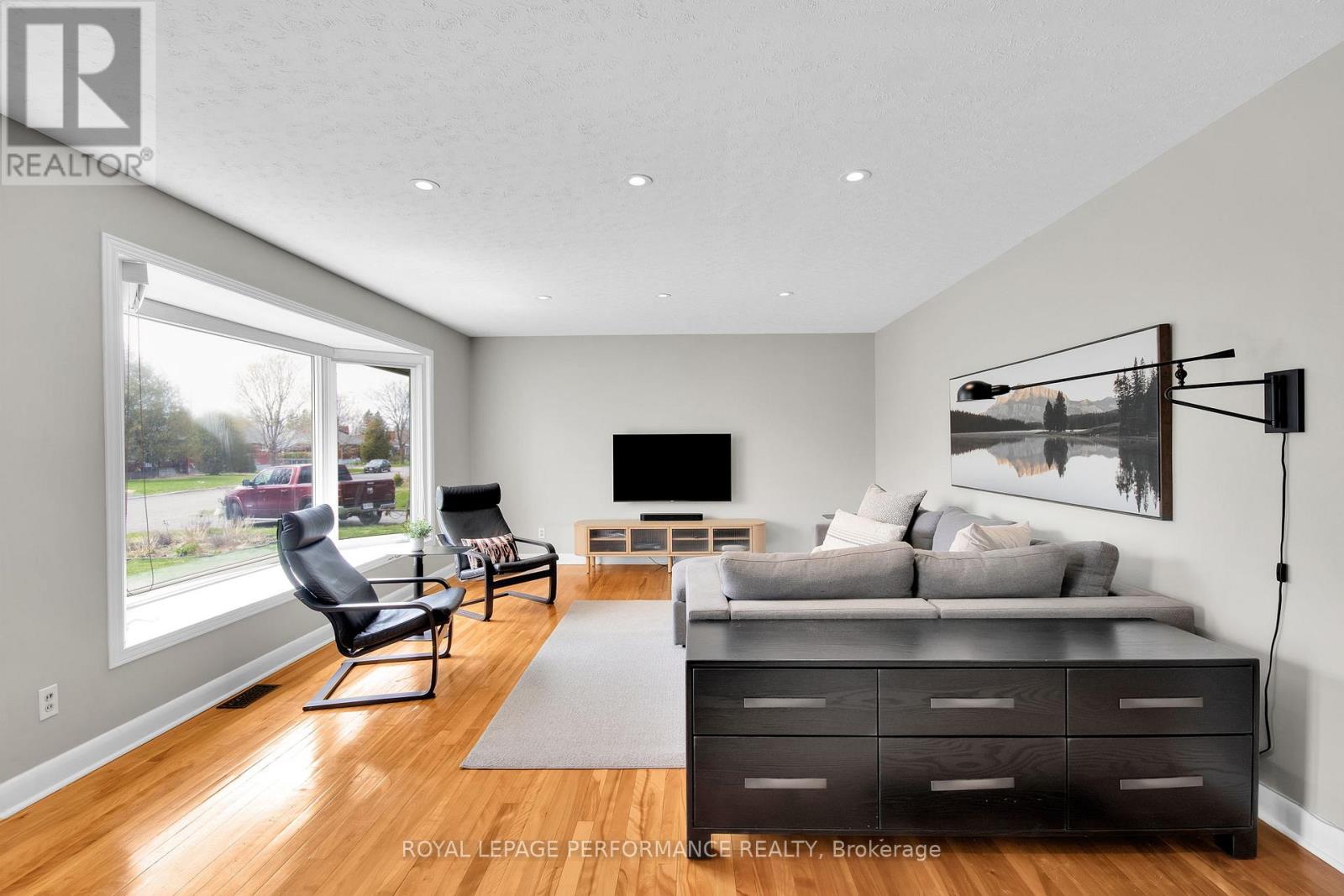 1321 RUSTIC DRIVE - 5