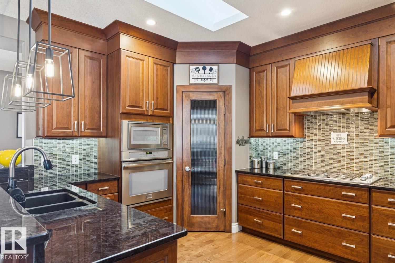 11409 63 ST NW NW, Edmonton