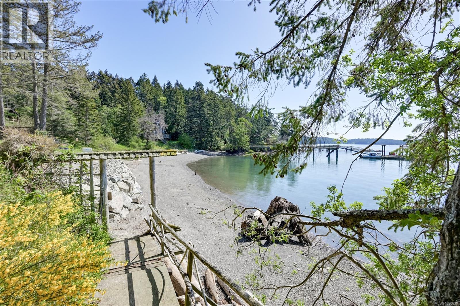  4 McKenzie Crescent, Piers Island