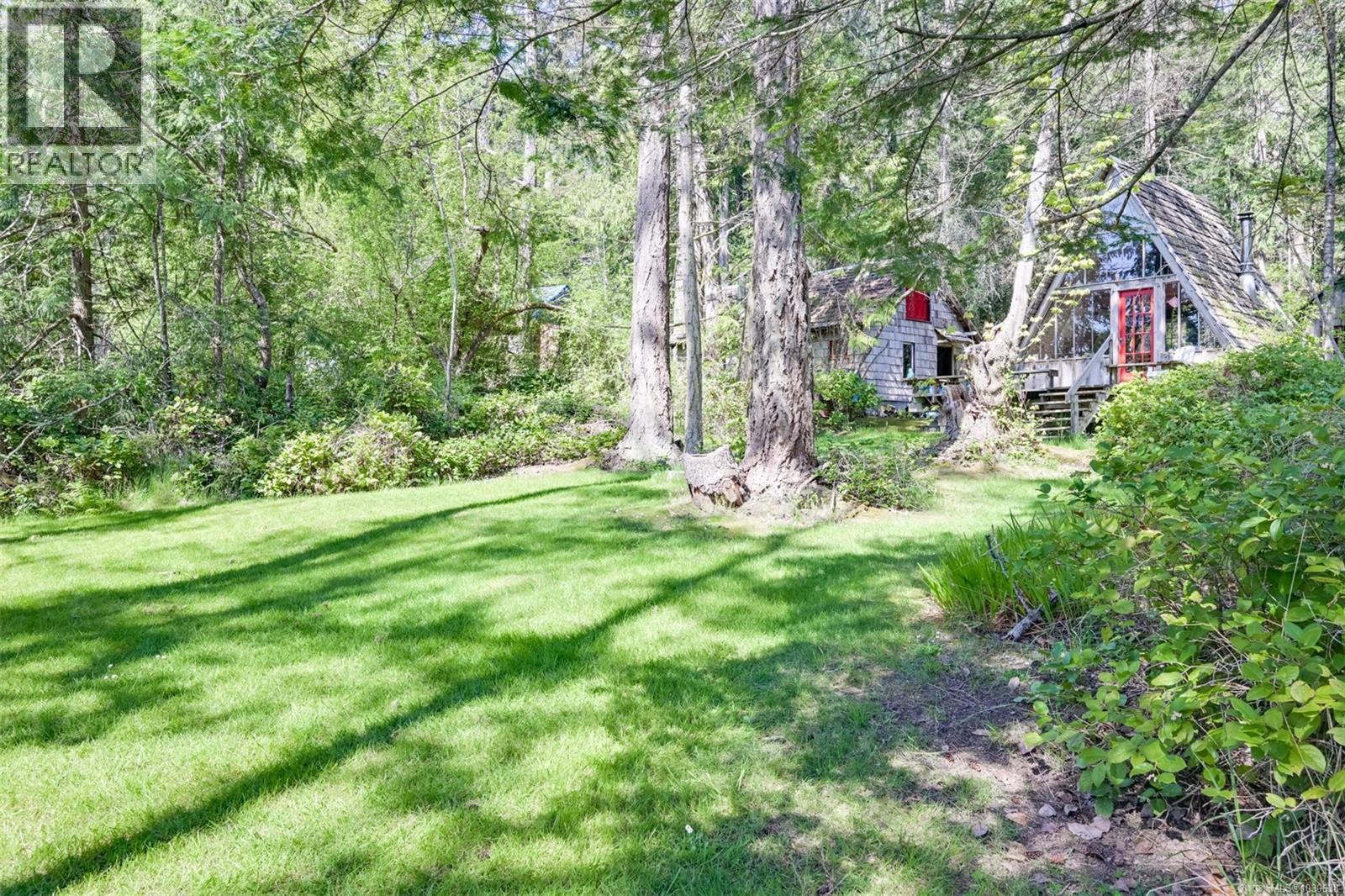  4 McKenzie Crescent, Piers Island
