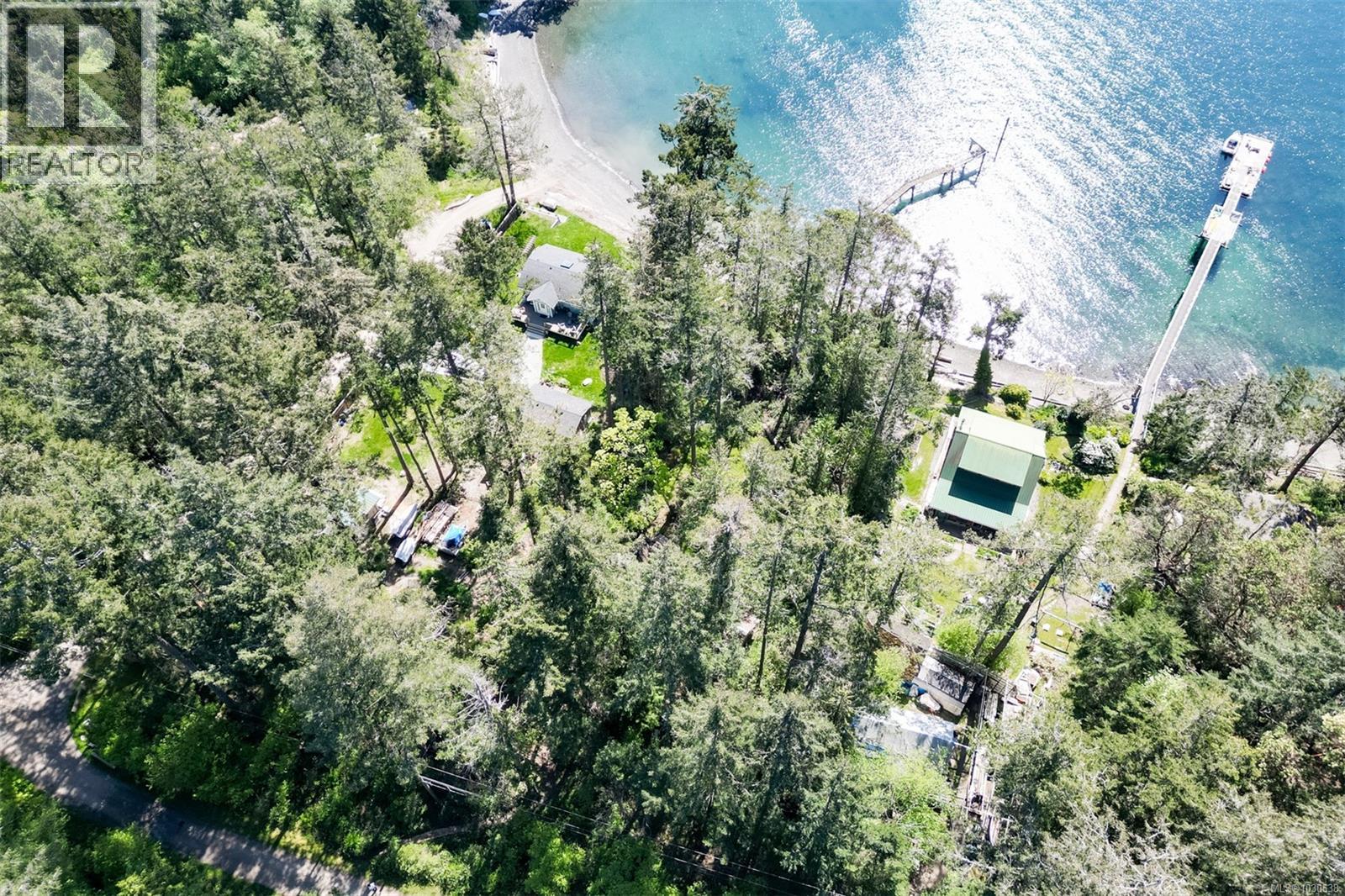  4 McKenzie Crescent, Piers Island