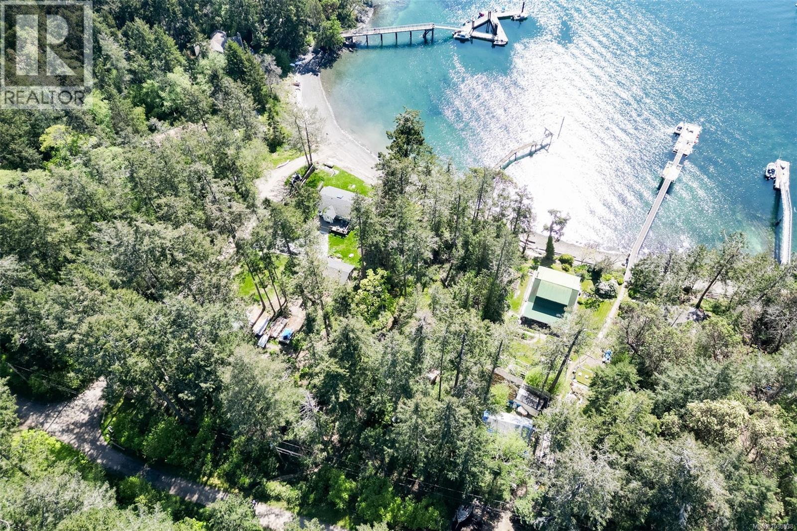  4 McKenzie Crescent, Piers Island
