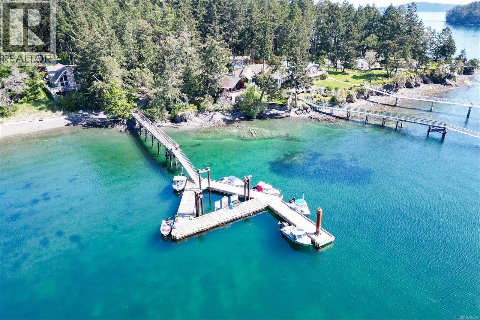  4 McKenzie Crescent, Piers Island