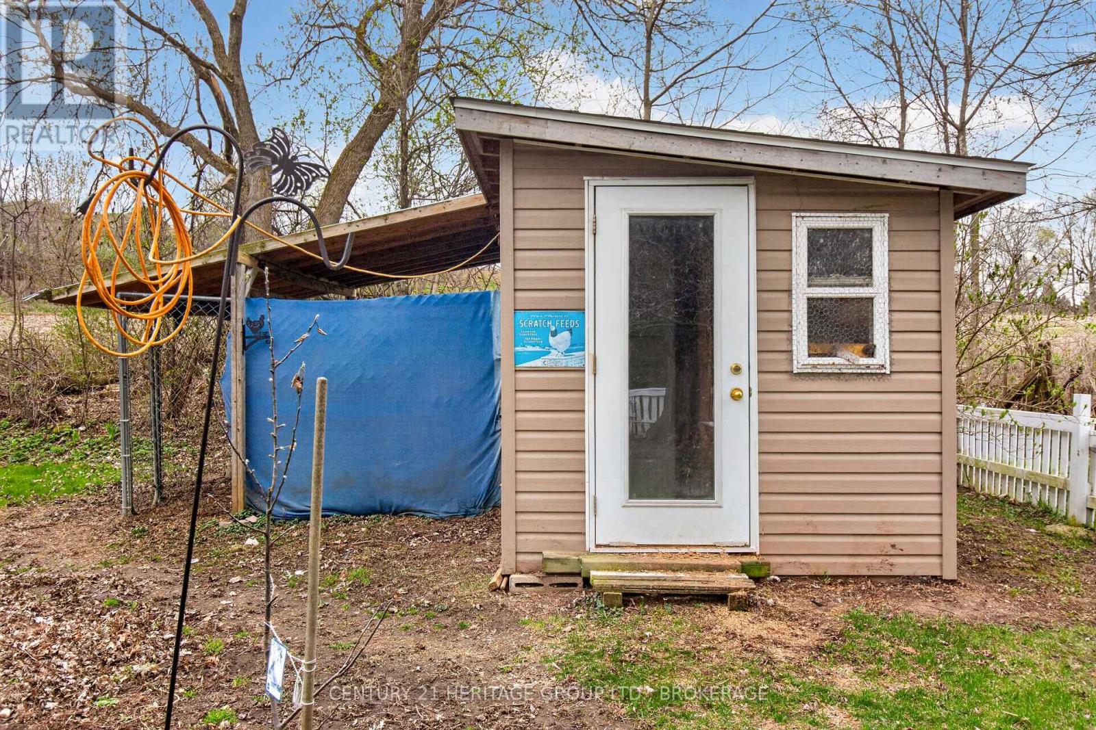 187 HILLSIDE CIRCLE - 17