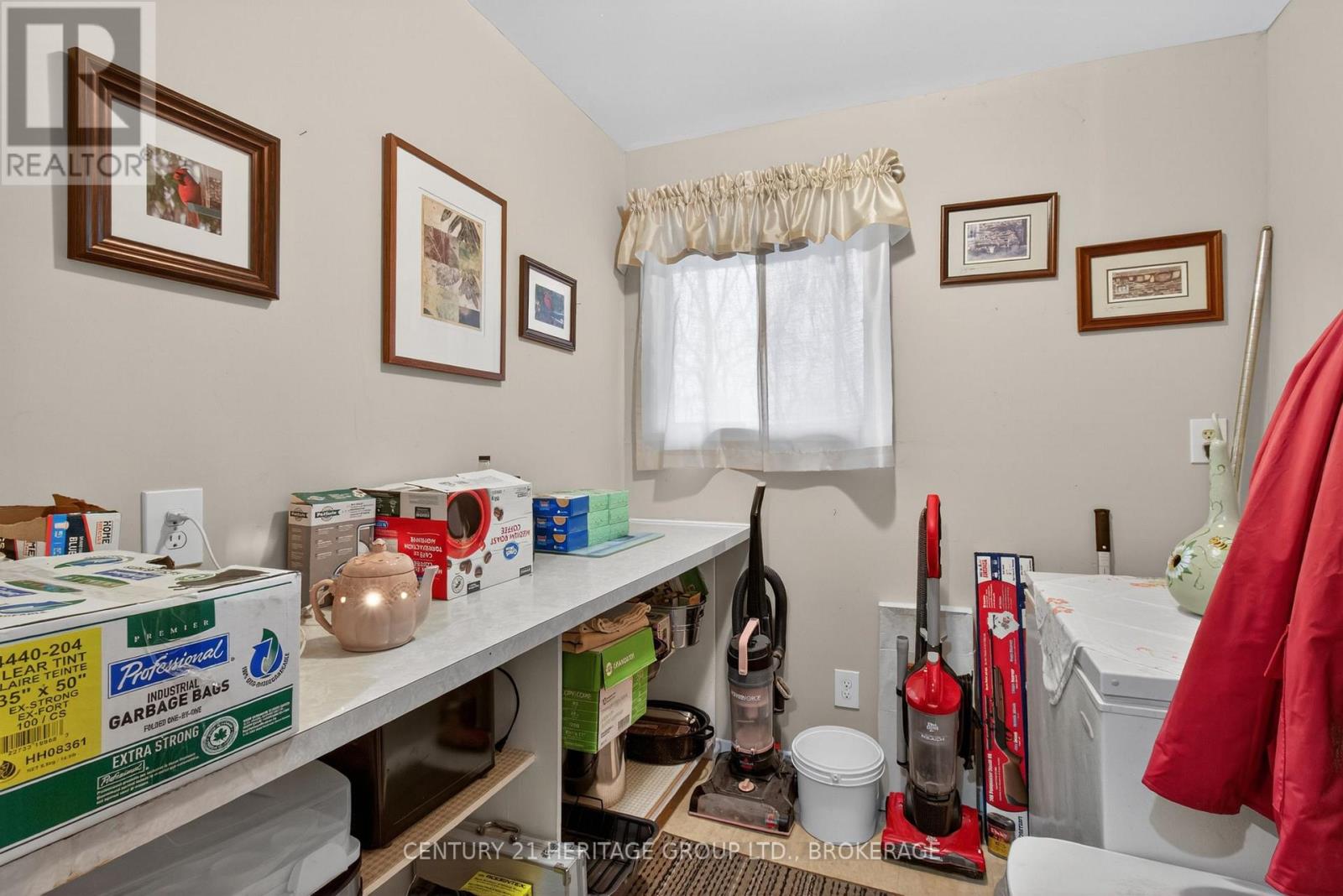 187 HILLSIDE CIRCLE - 20
