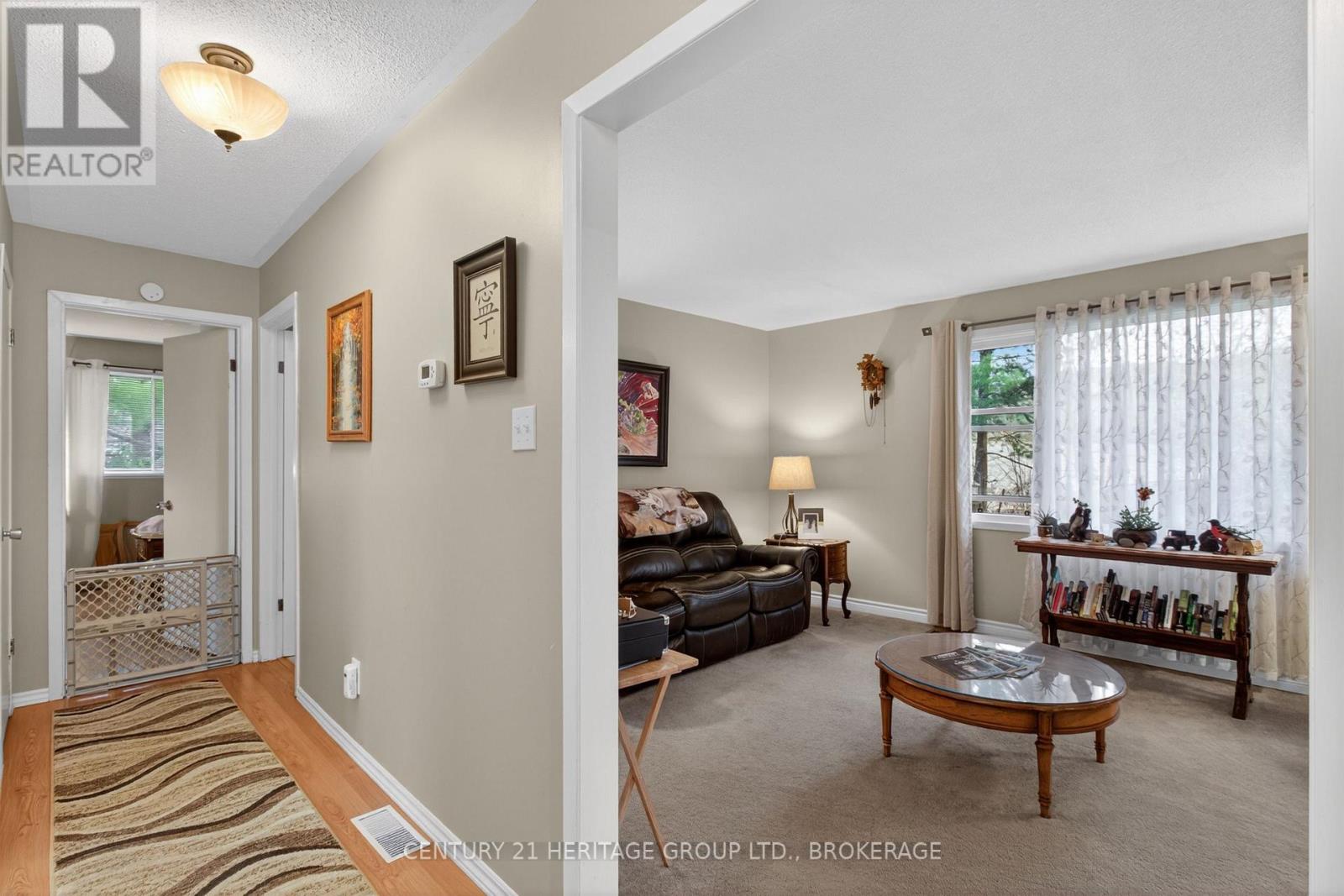 187 HILLSIDE CIRCLE - 31