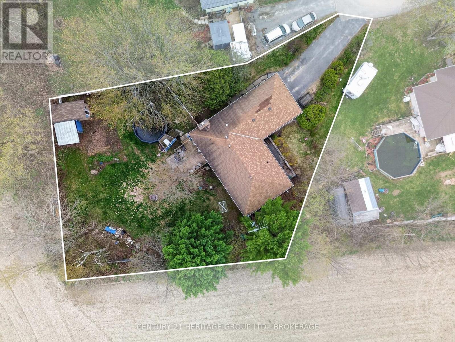 187 HILLSIDE CIRCLE - 4