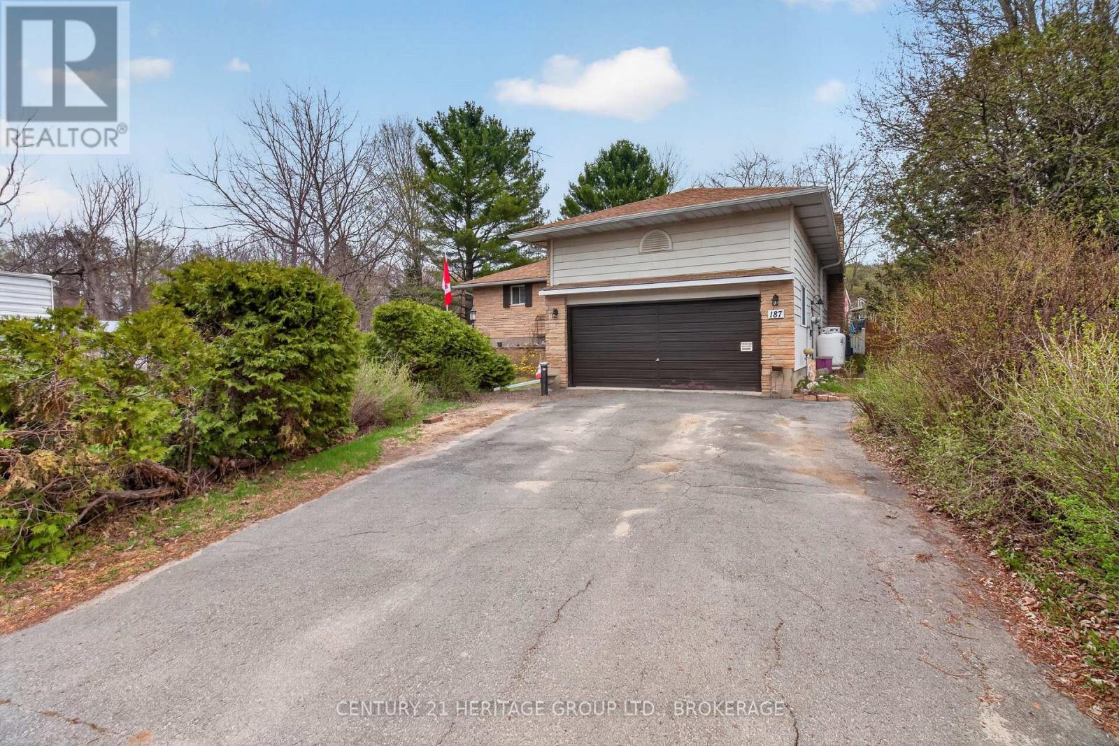 187 HILLSIDE CIRCLE - 6