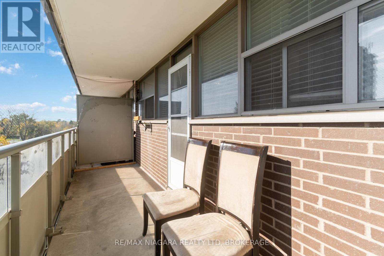#409 215 GLENRIDGE AVENUE - 12