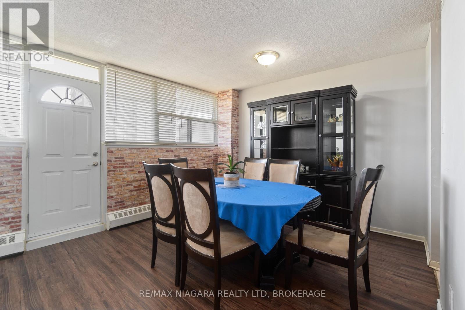 #409 215 GLENRIDGE AVENUE - 17