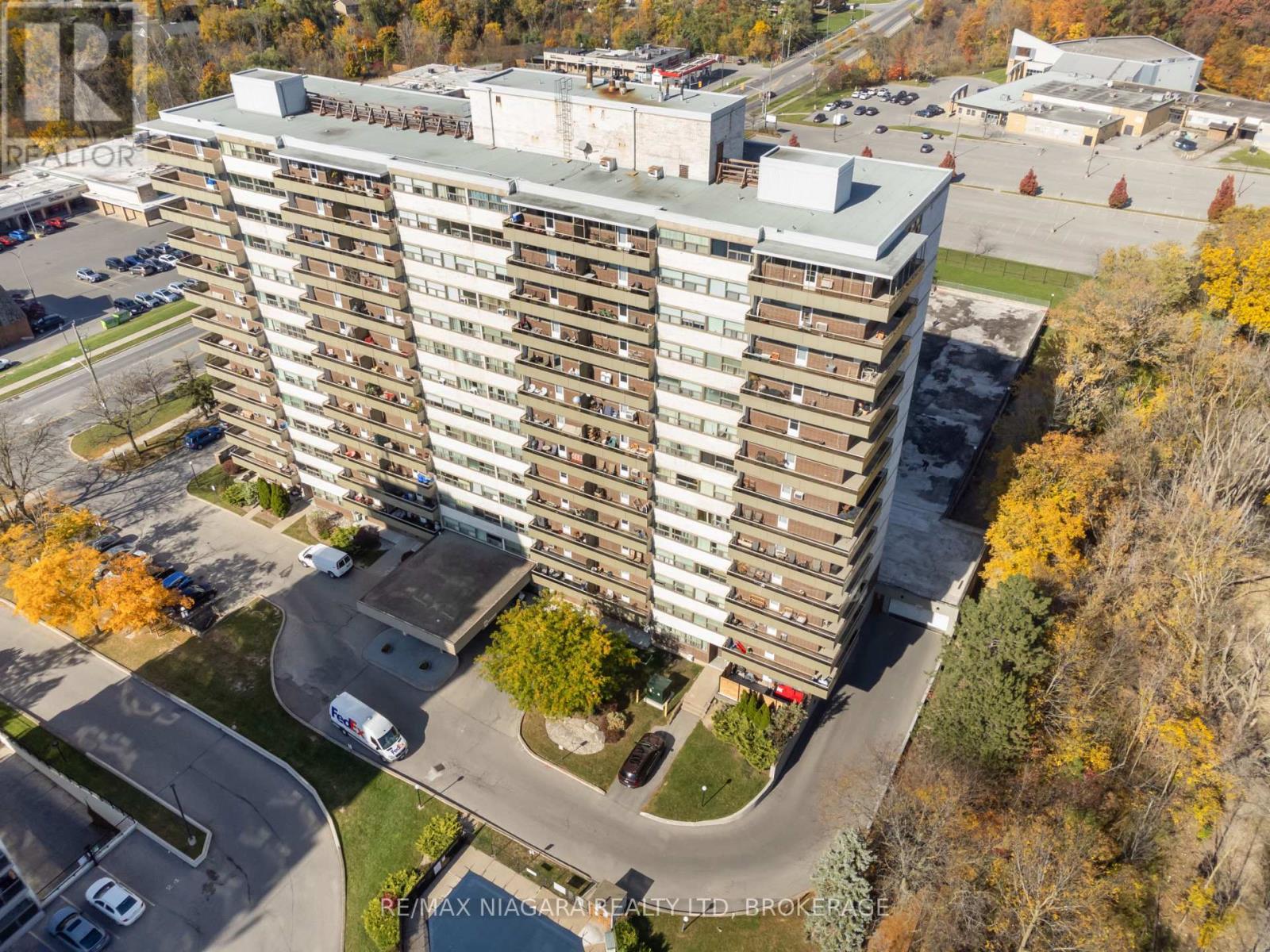 #409 215 GLENRIDGE AVENUE - 2