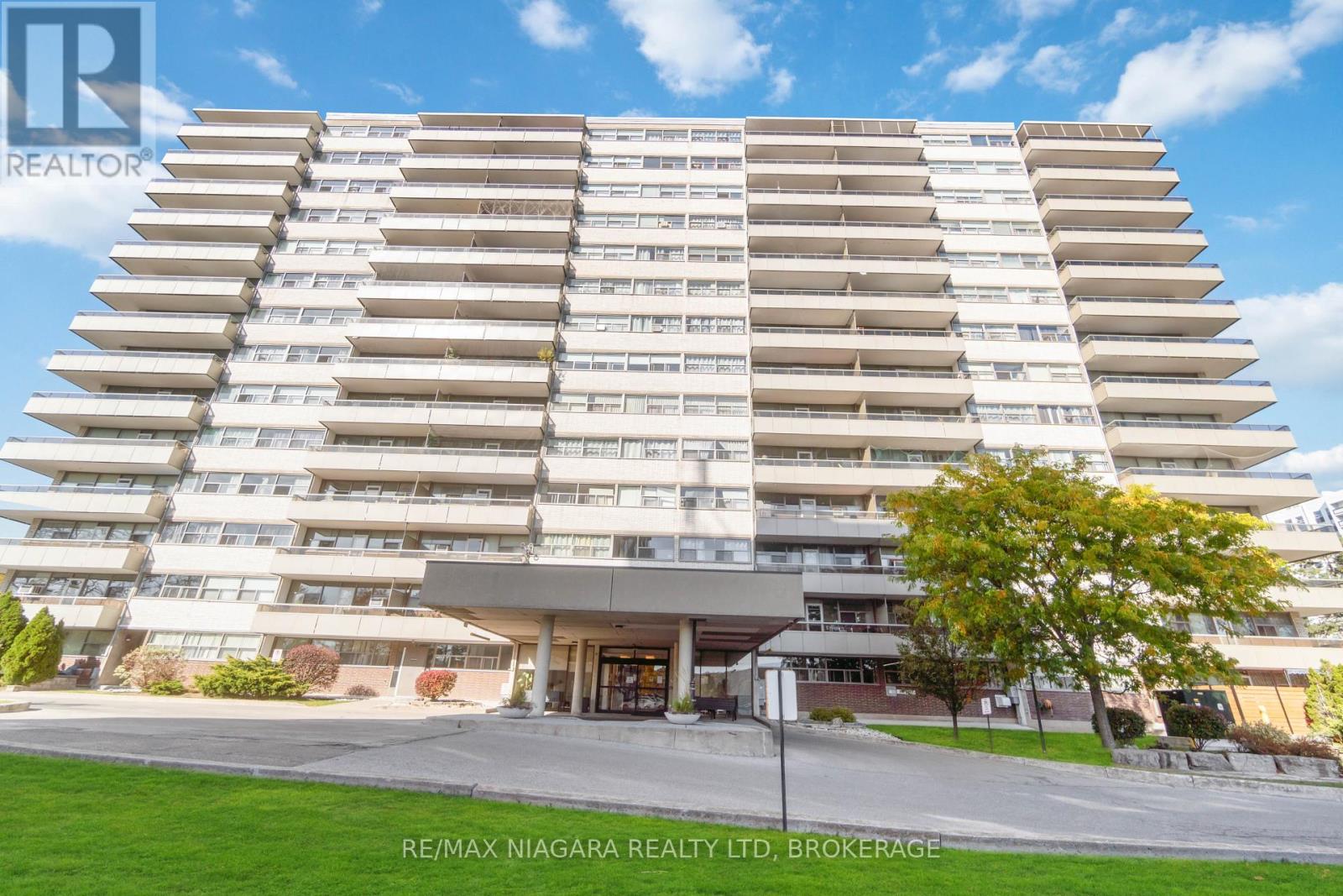 #409 215 GLENRIDGE AVENUE - 3