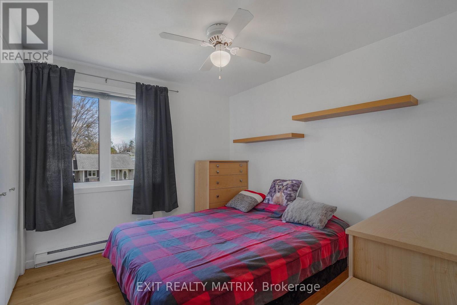 630 THORNE STREET - 18