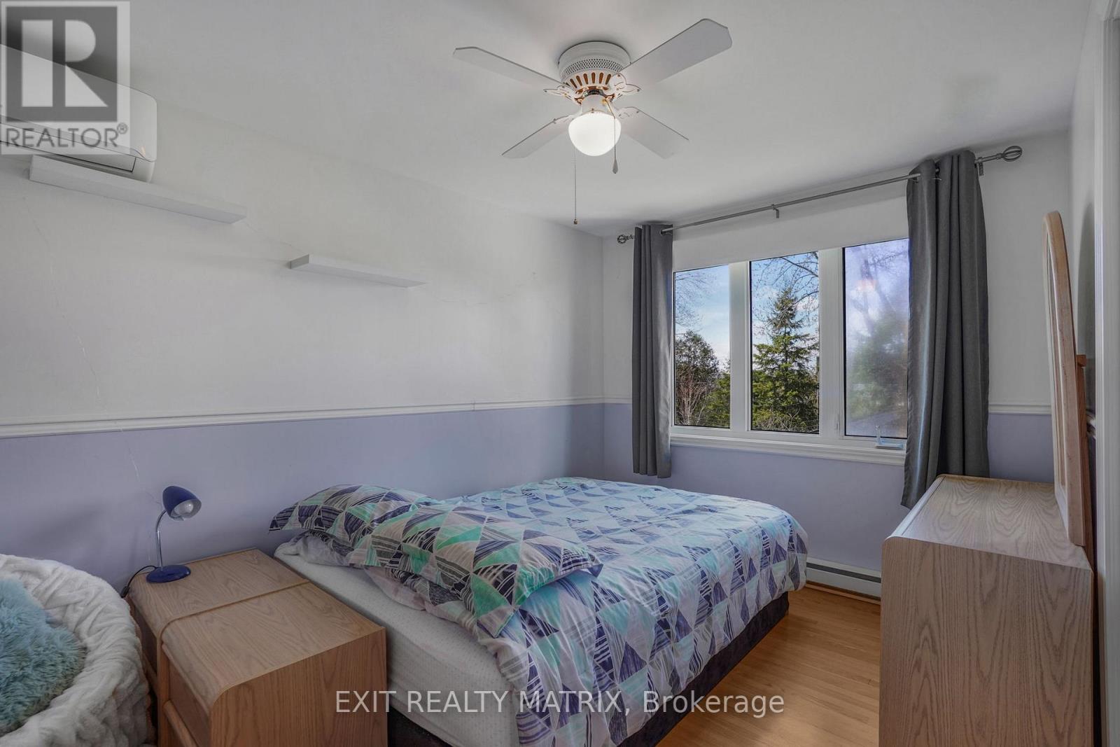 630 THORNE STREET - 22