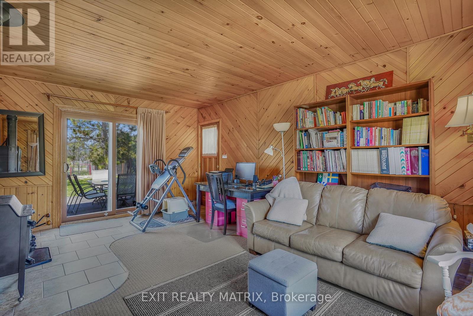 630 THORNE STREET - 15