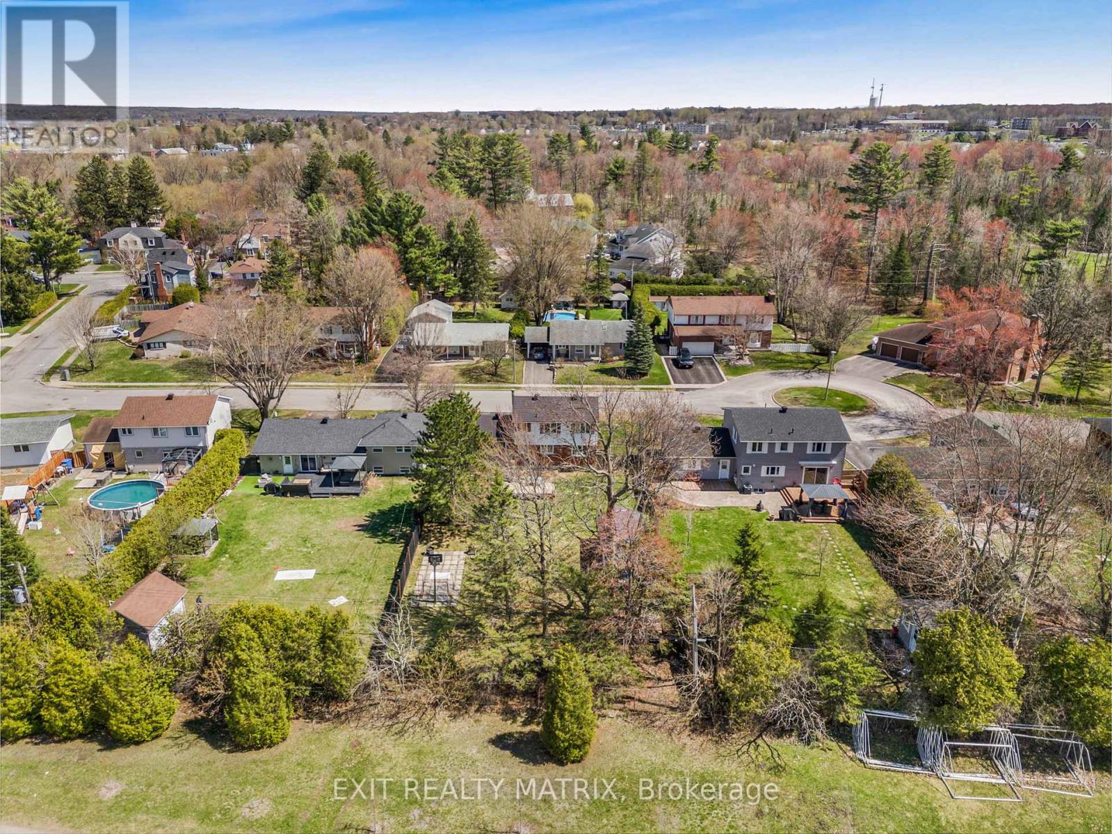 630 THORNE STREET - 35