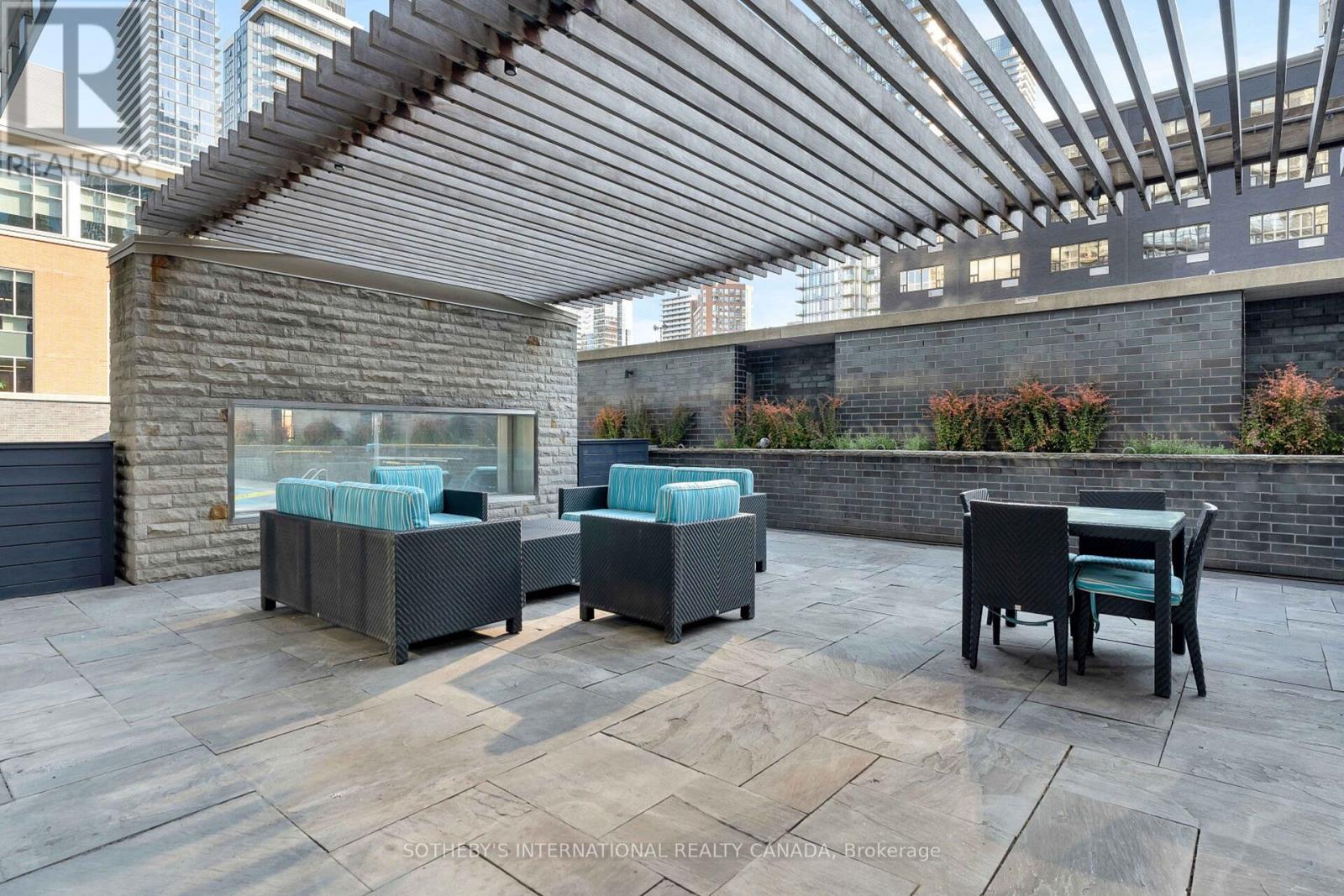 #1611 33 CHARLES STREET E - 28