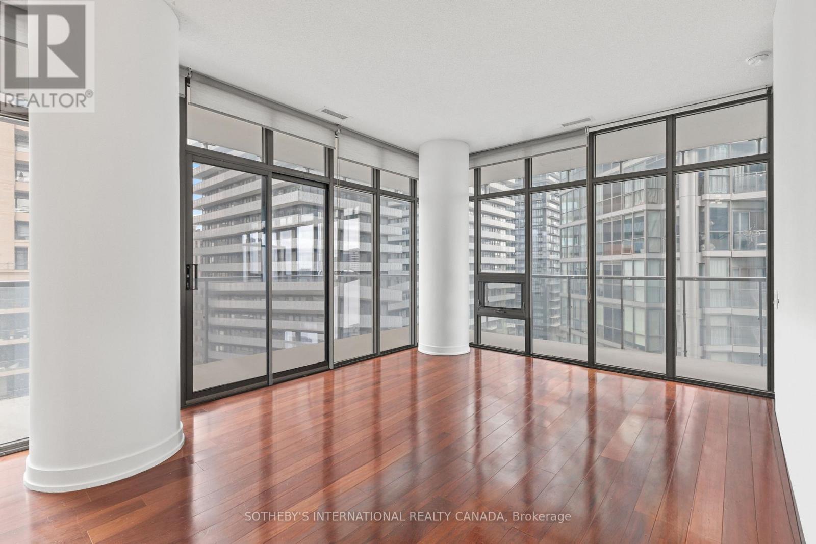 #1611 33 CHARLES STREET E - 6