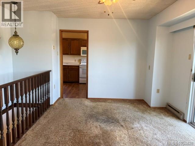 6140 Huckleberry Lane - 7