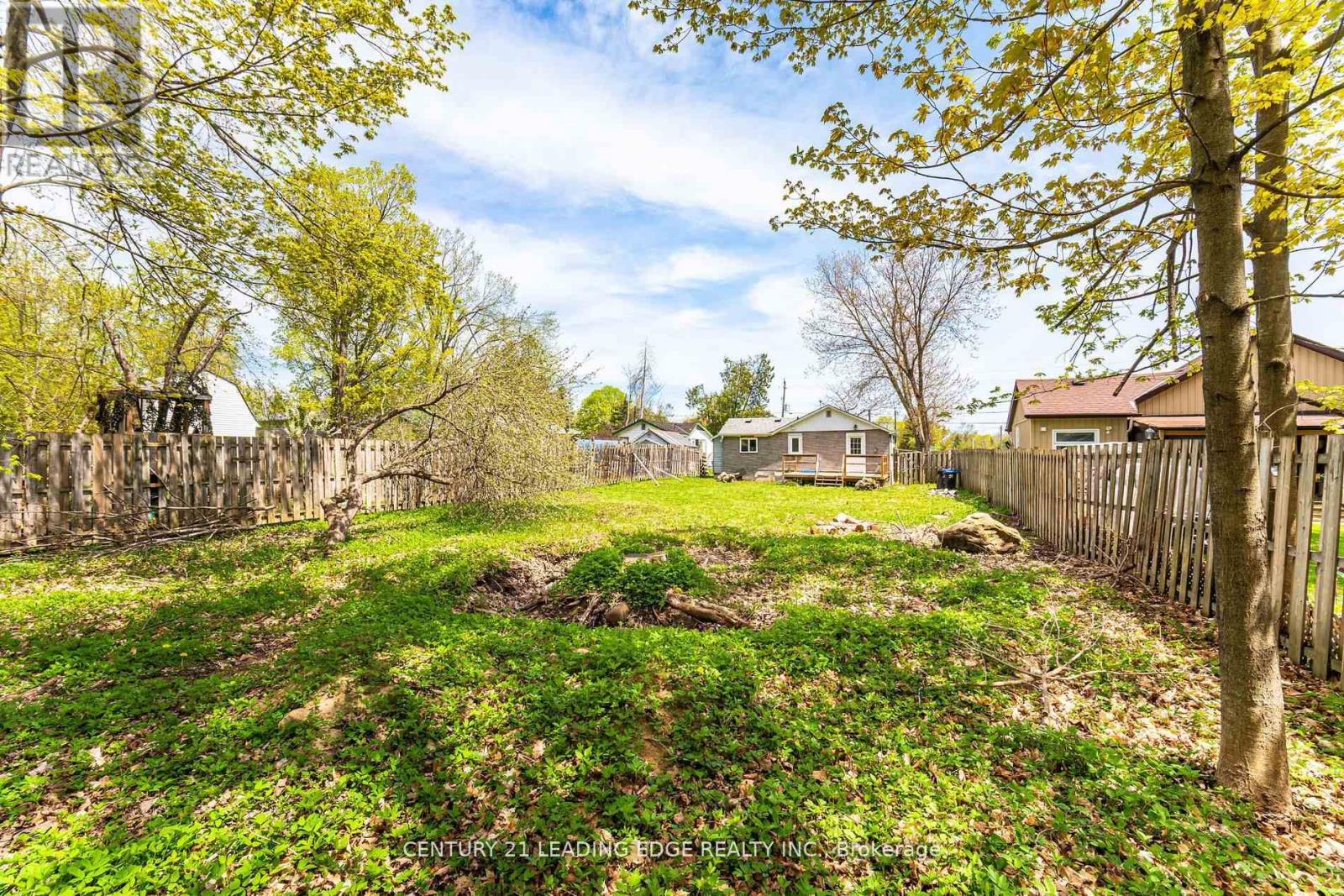 2678 25TH SIDE ROAD - 23