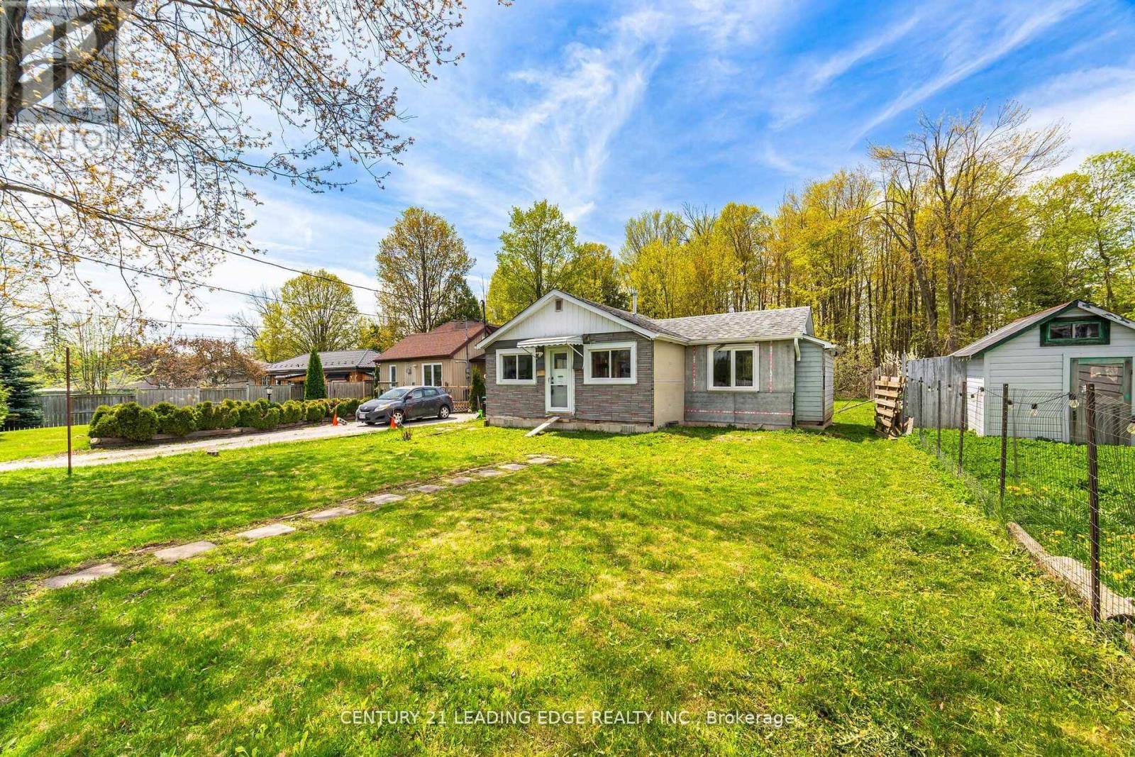2678 25TH SIDE ROAD - 3