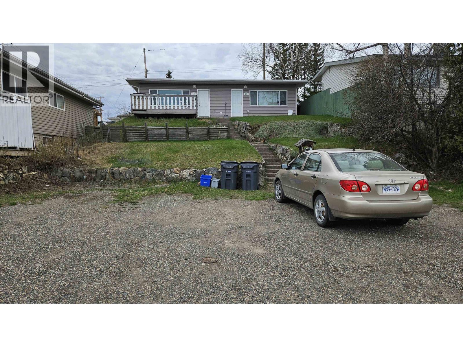 469-471 LYON STREET, Prince George