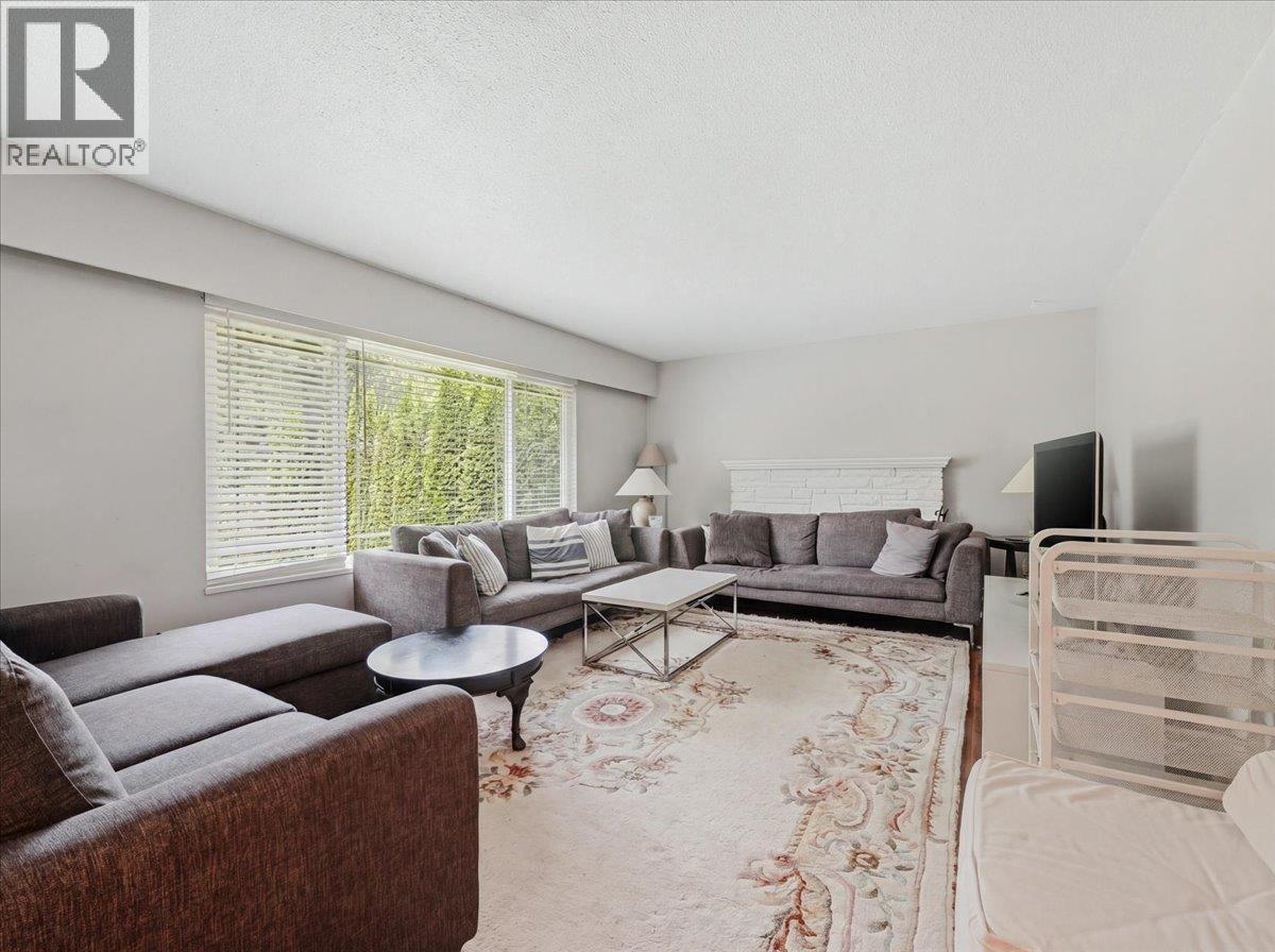 1444 RIVERSIDE DRIVE, North Vancouver