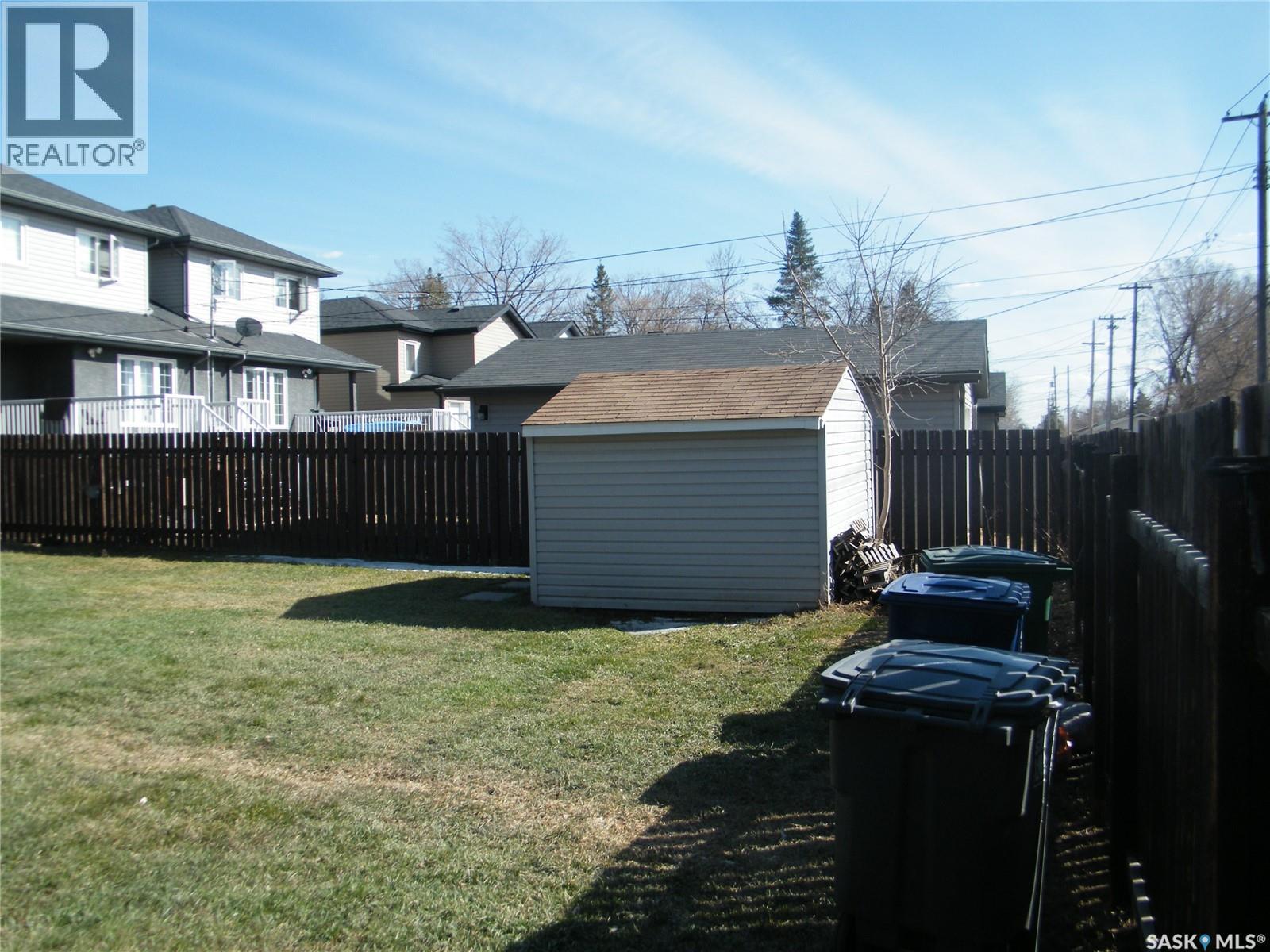 517 L AVENUE N - 11