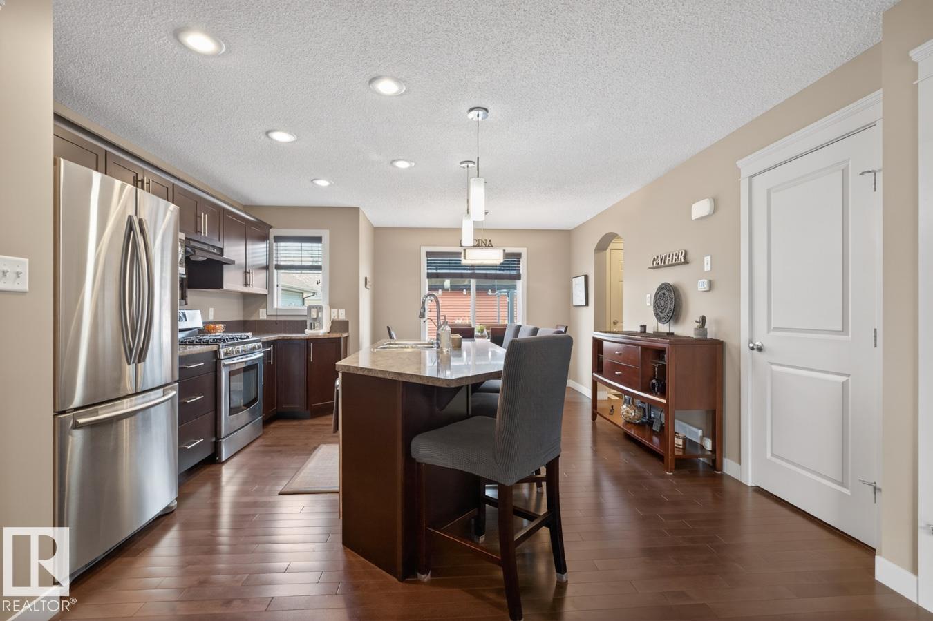 4048 Morrison WY NW, Edmonton