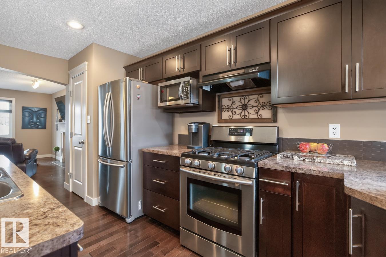 4048 Morrison WY NW, Edmonton