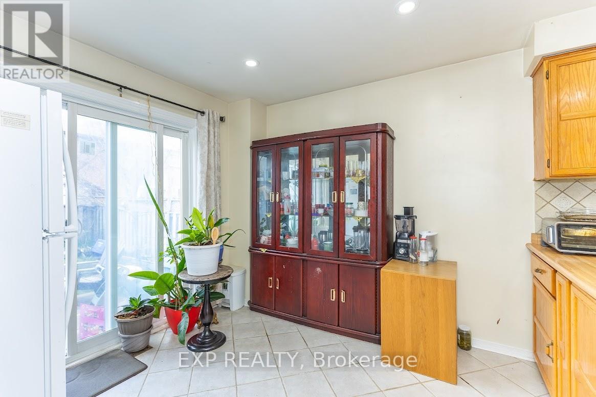8 FAYWOOD DRIVE - 9