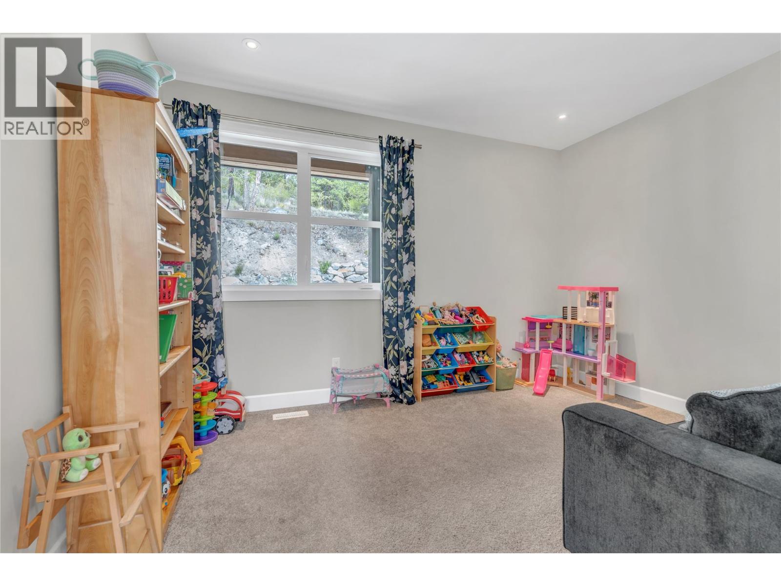 8388 Princeton Summerland Road, Summerland