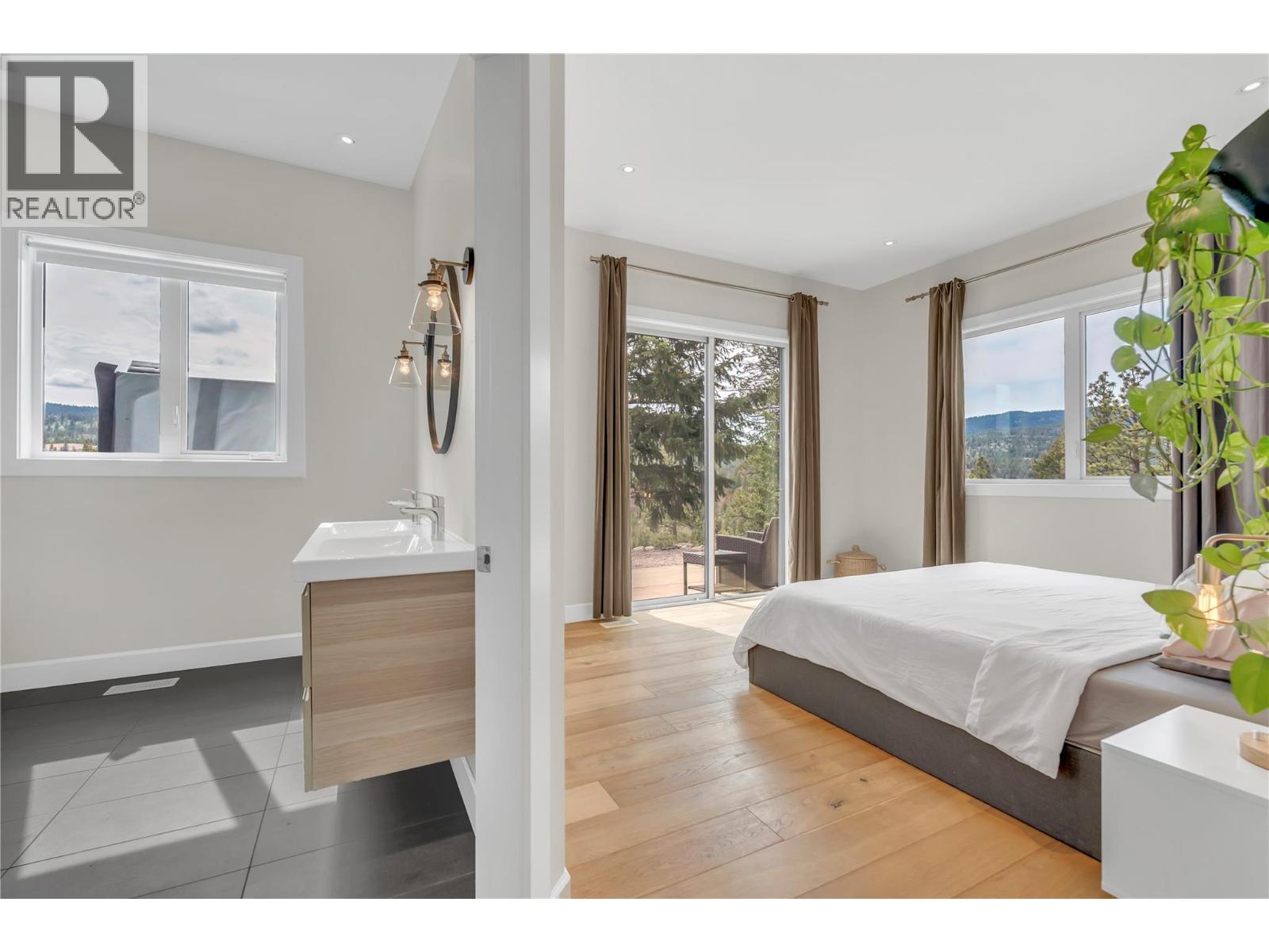 8388 Princeton Summerland Road, Summerland
