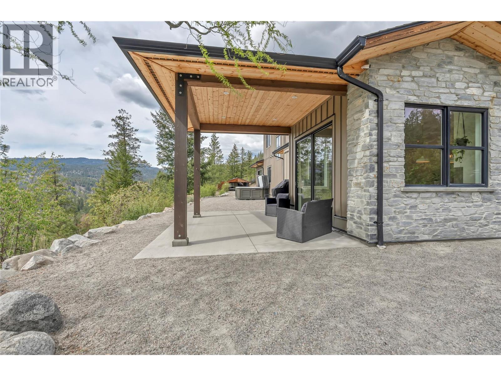 8388 Princeton Summerland Road, Summerland