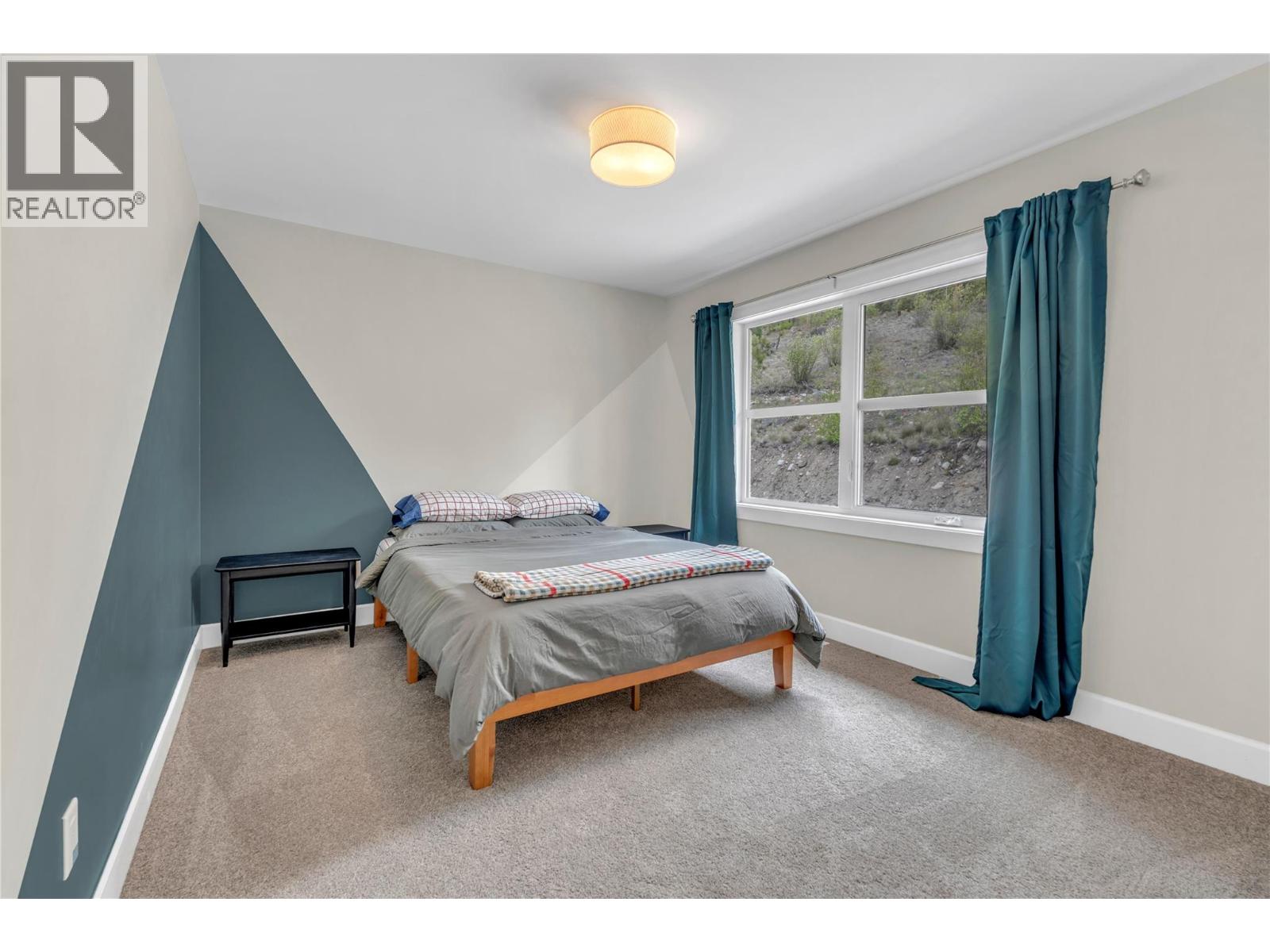 8388 Princeton Summerland Road, Summerland