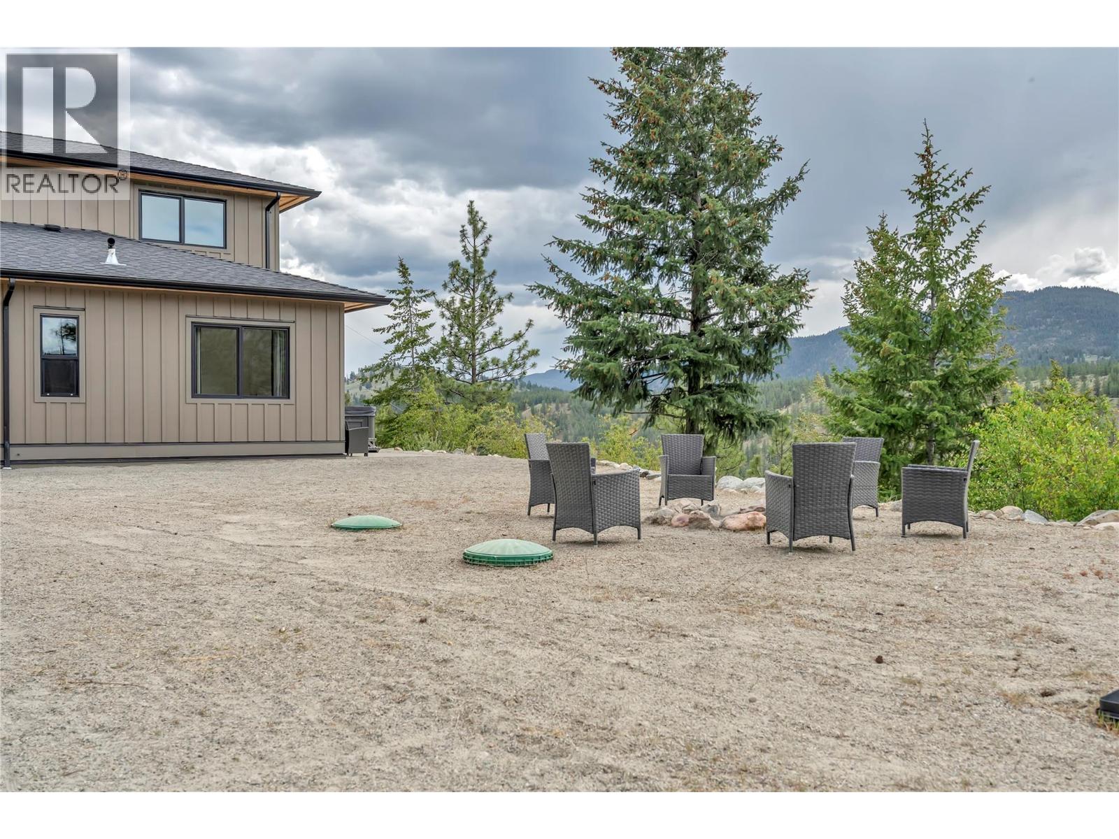 8388 Princeton Summerland Road, Summerland
