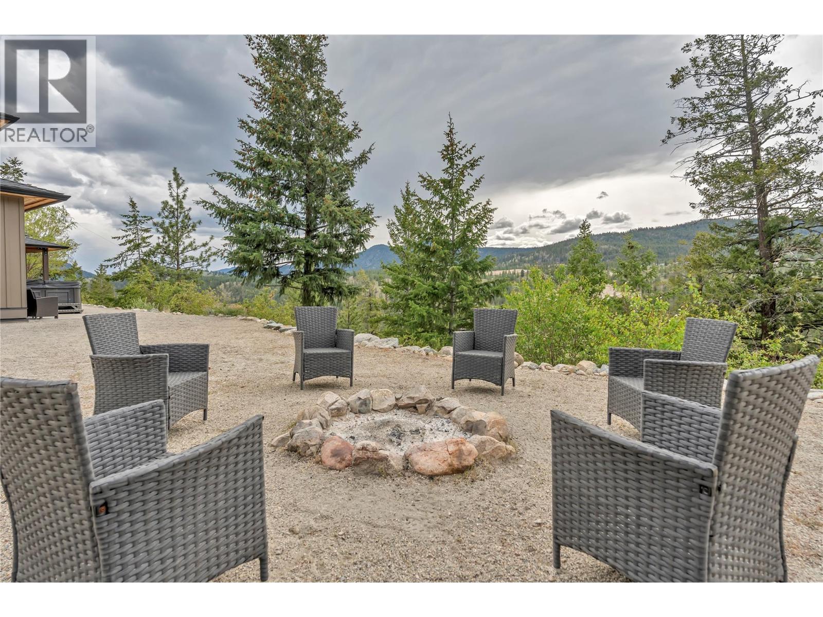 8388 Princeton Summerland Road, Summerland