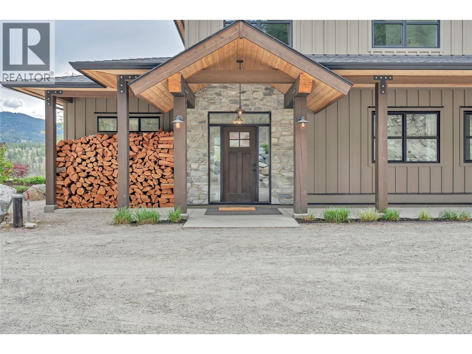 8388 Princeton Summerland Road, Summerland