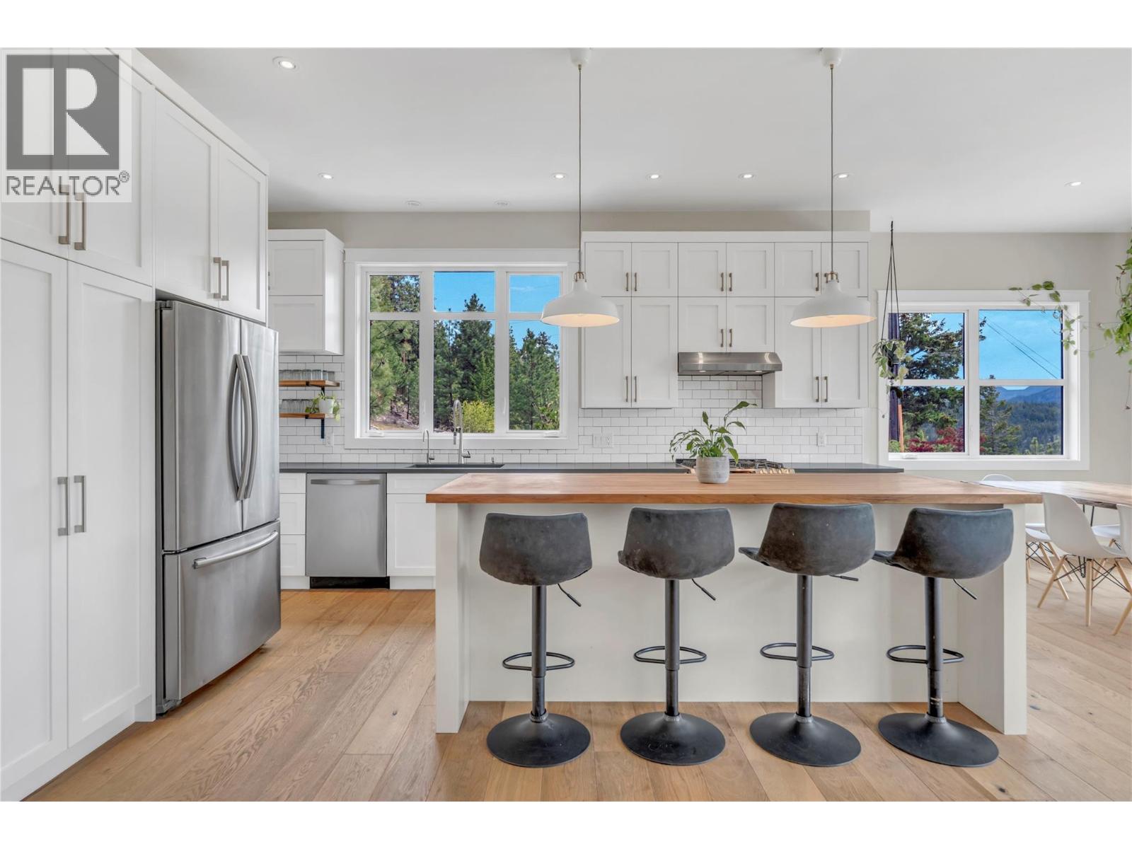 8388 Princeton Summerland Road, Summerland