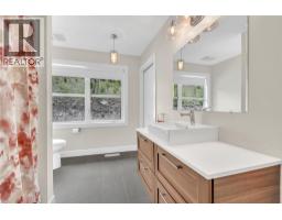 8388 Princeton Summerland Road, Summerland, BC V0H1Z8 Photo 40