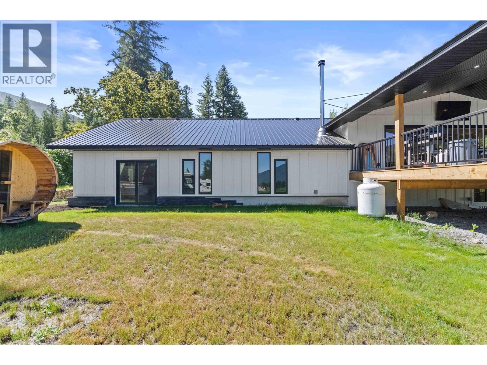 22 Parsons Road - 85
