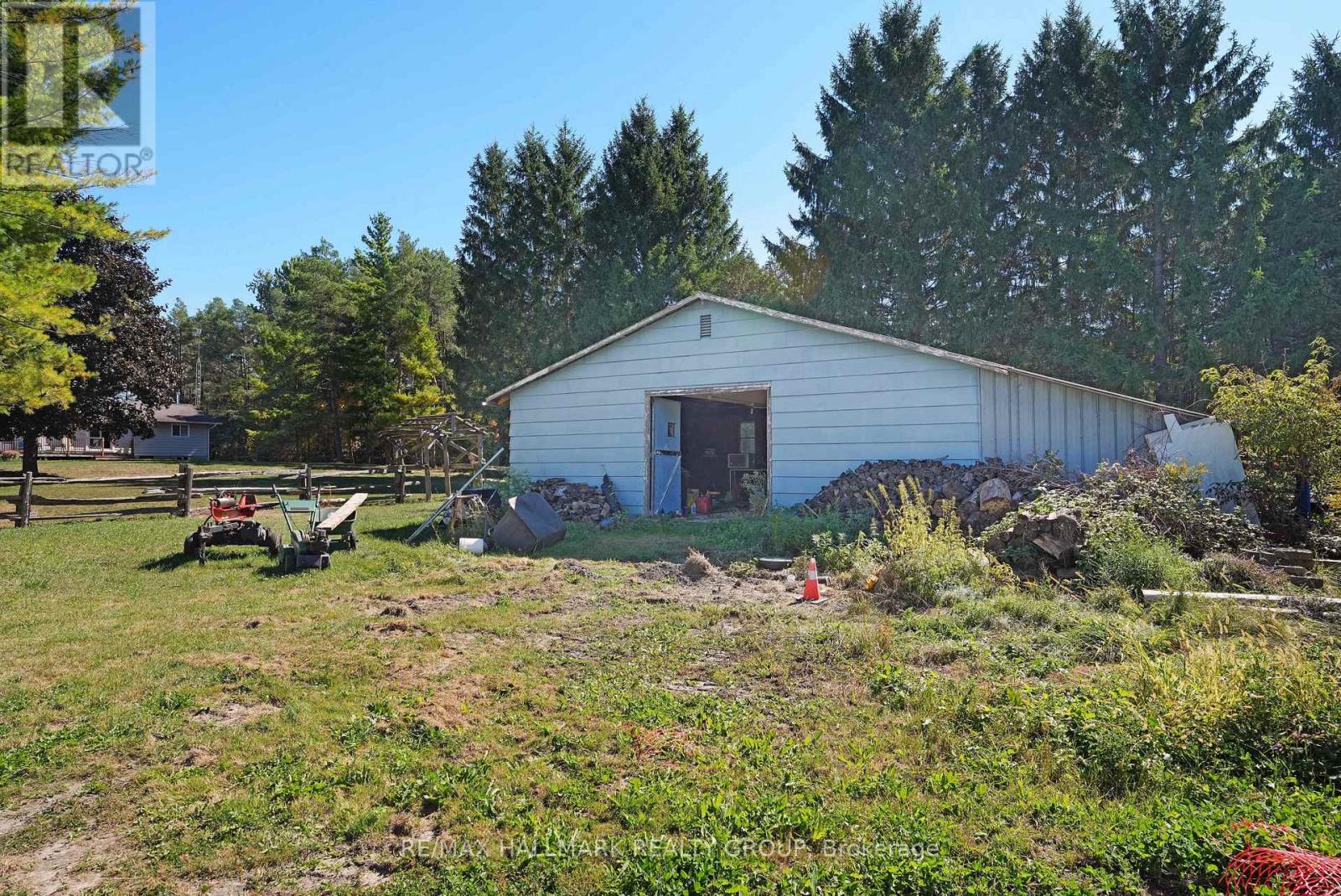 5758 THIRD LINE ROAD N - 43