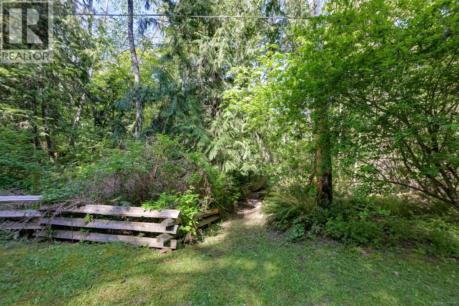 90 Mckenzie Cres - 67